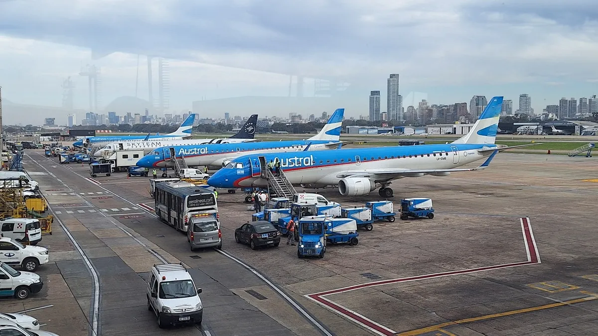 Transporte creó una mesa para revisar tasas aeronáuticas y cargos del sector