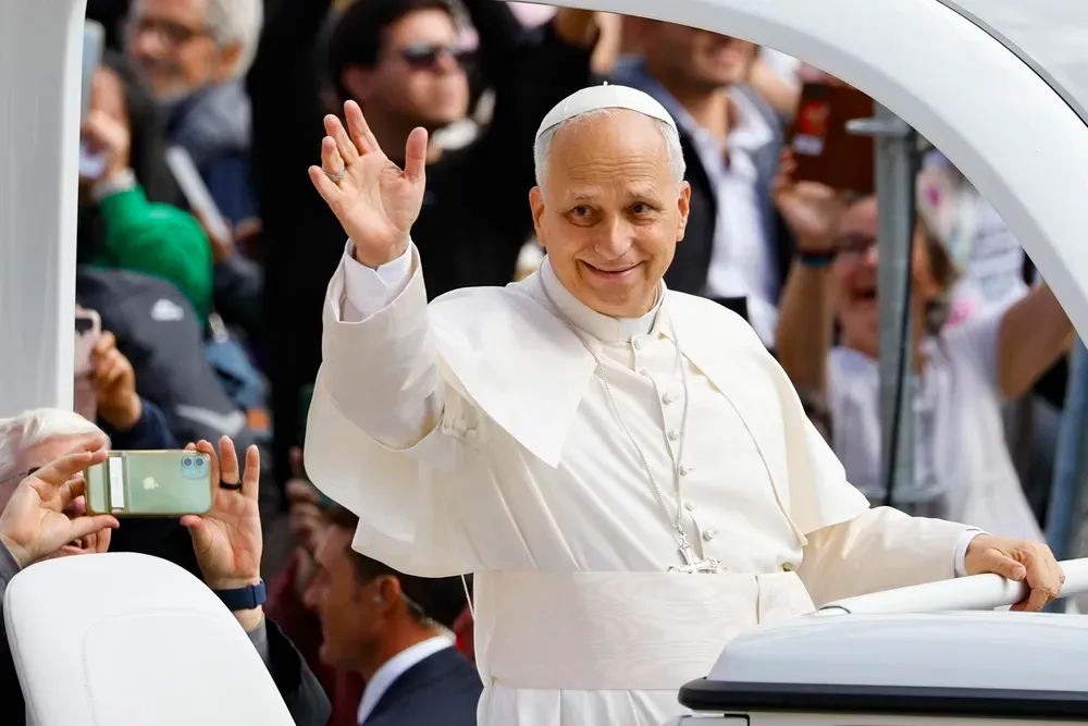 El Gobierno confirmó los feriados por la visita del papa León XIV