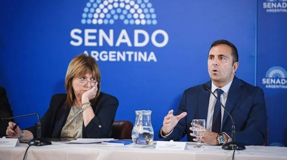La Libertad Avanza acordó reformar el proyecto del Banco Central en el Senado
