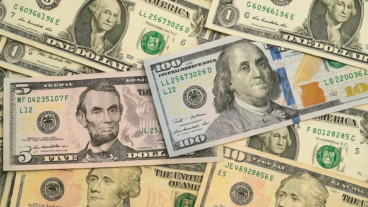 Dólar en Argentina: el oficial cerró a $1540 y el blue a $1560 el 25 de septiembre