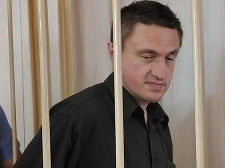 Causa Rudnev: Ksenia Tarakanova denunció que estuvo dos días esposada en una silla
