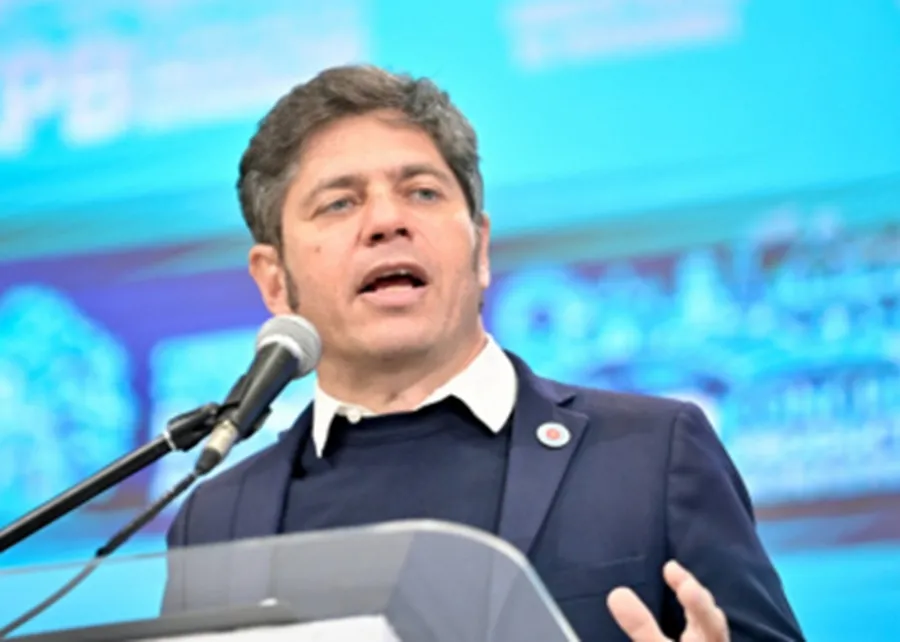 Kicillof anunció medidas para la industria naval ante el Consejo Portuario