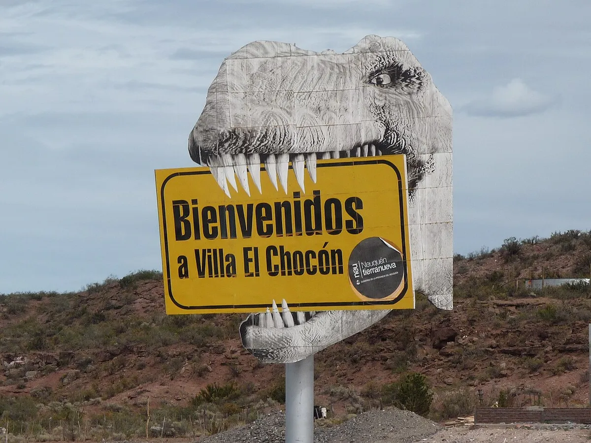Villa El Chocón: el barrio Llequén espera agua y cloacas desde hace 33 años