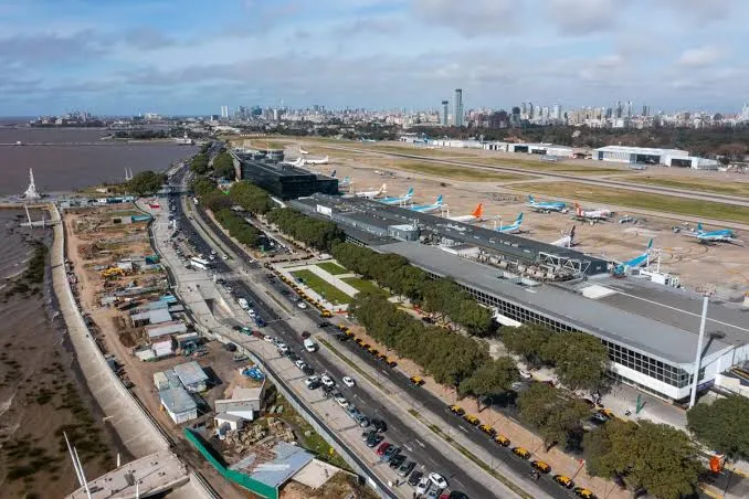 El Gobierno extiende hasta 2049 la concesión de Aeropuertos Argentina con una inversión de US$ 600 millones