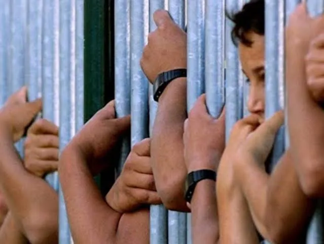 El nuevo régimen penal juvenil prevé restricciones, monitoreo y acompañamiento