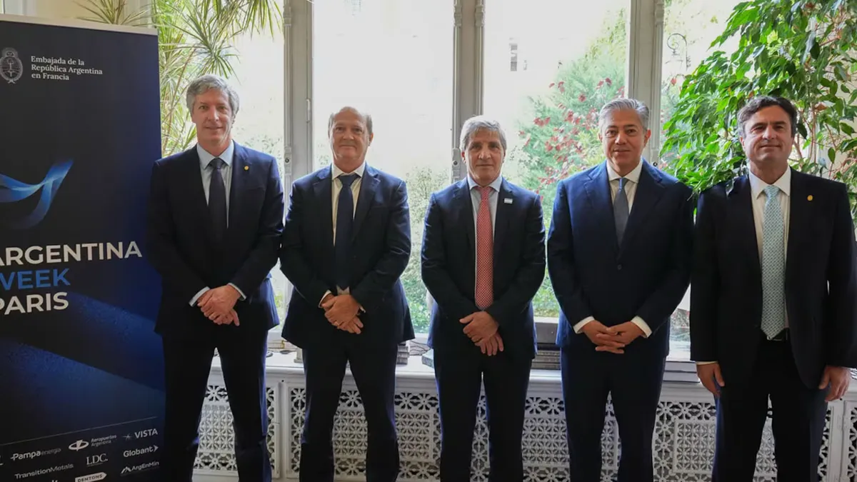 Caputo anunció un RIGI por US$12.500 millones en Vaca Muerta