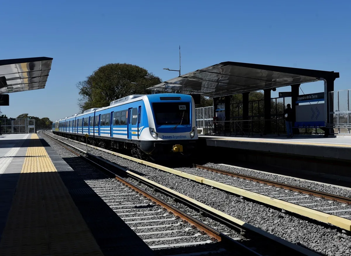 Tres de cada cuatro trenes eléctricos del Roca, Sarmiento y Mitre tienen revisiones atrasadas