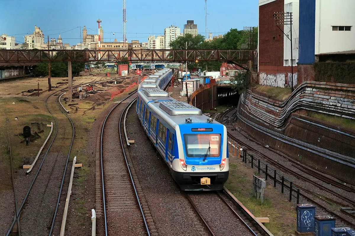 Trenes Argentinos concentra las obras de la línea Sarmiento en el fin de semana