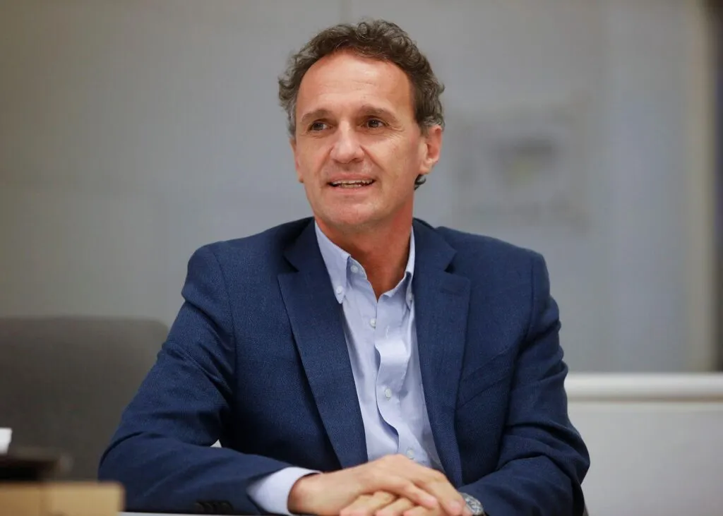 Katopodis calificó de «estafa» la privatización de AySA y apuntó a «amigos de Milei y Caputo»