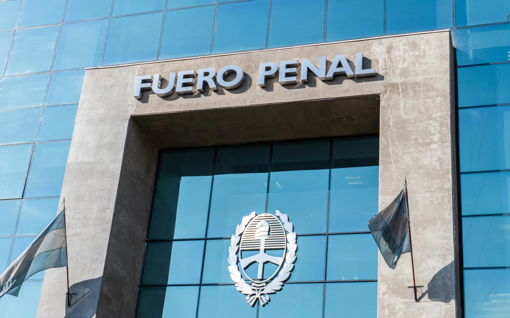 Acusan a dos empleadas de Yerba Buena por usar certificados médicos falsos
