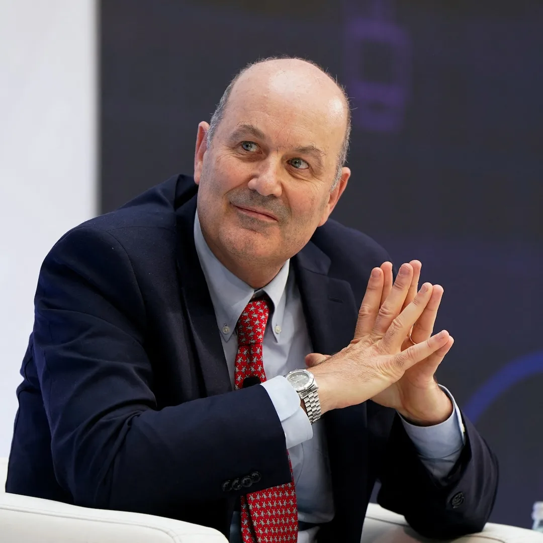 Luego del fracaso con la Ley de Tierras, Sturzenegger busca el desquite enel Enrege