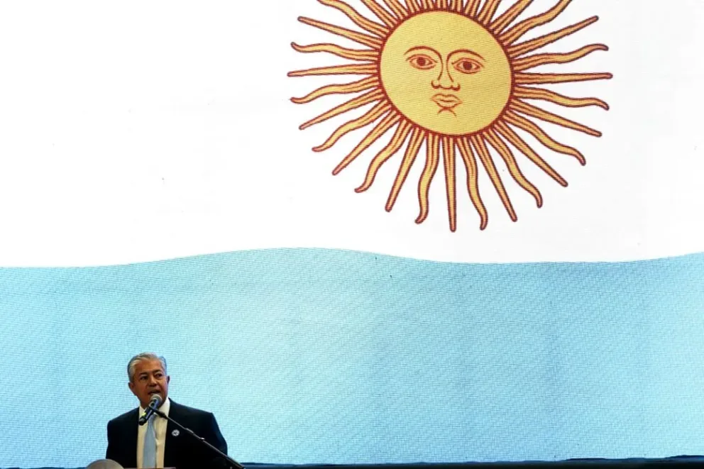 Figueroa expone en Argentina Week Paris sobre el gas de Vaca Muerta