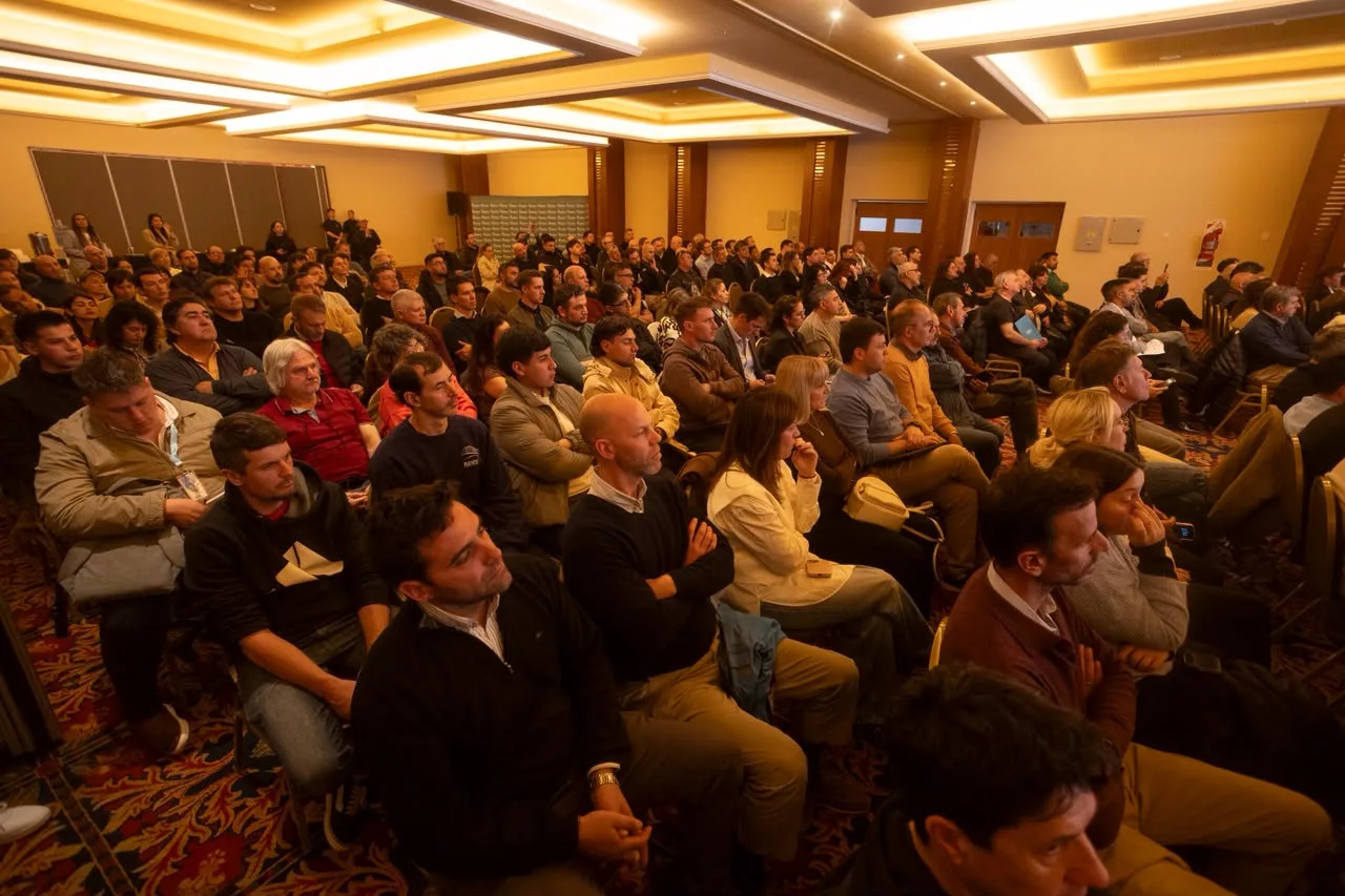 Río Negro reunió a más de 200 personas por el gasoducto San Matías