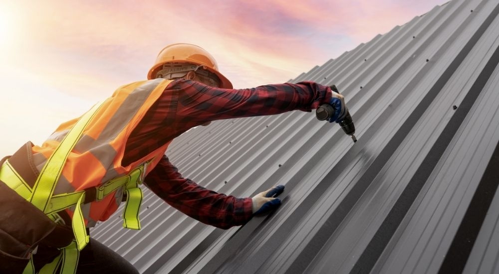 Criteria for deciding between chimney repair and full rebuild