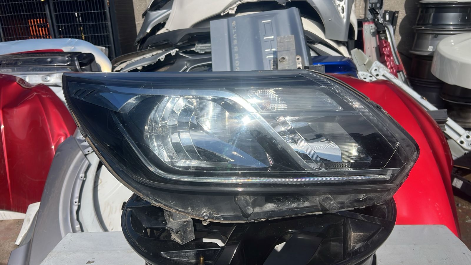 Optico Derecho Chevrolet Colorado (18-23)