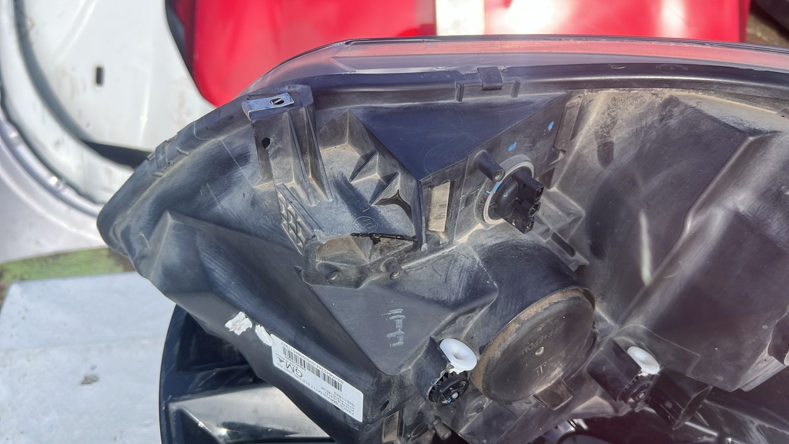 Optico Derecho Chevrolet Colorado (18-23) - Imagen 5