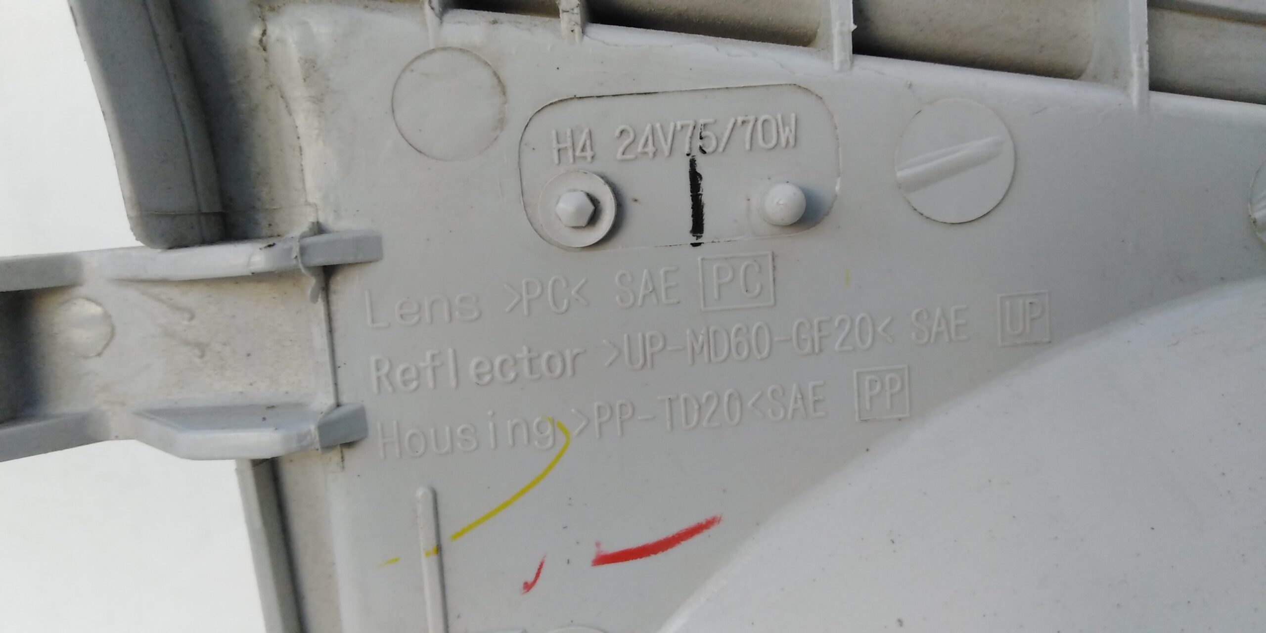 Optico Izquierdo Toyota Dyna (00-02) - Imagen 3