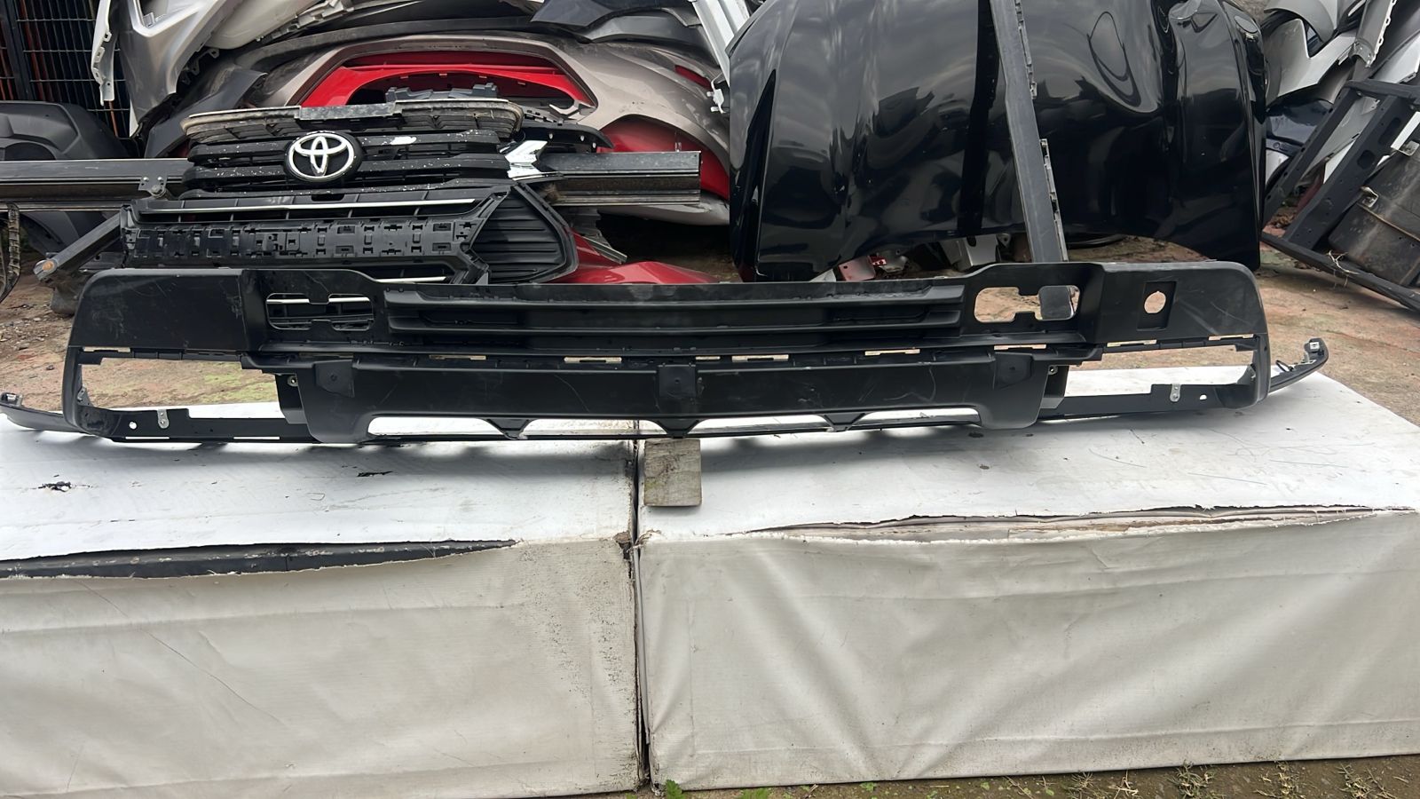 Spoiler Parachoque Delantero Chevrolet Silverado (23-24)