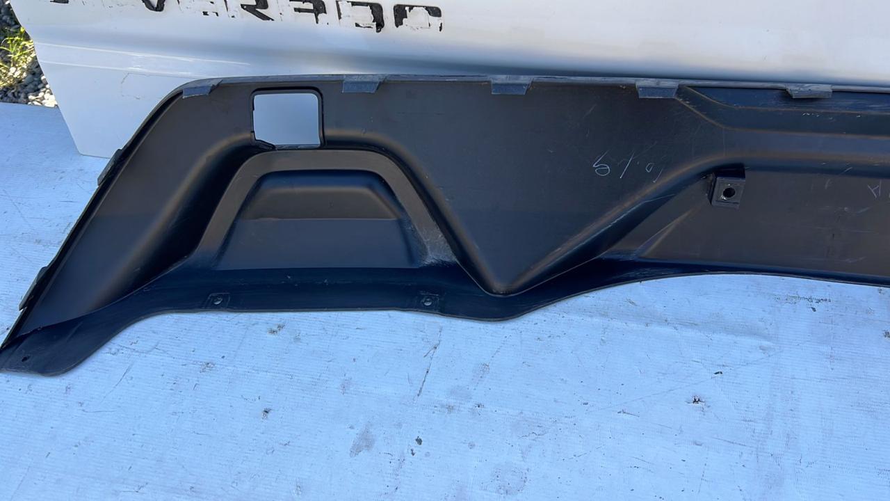 Moldura Spoiler Parachoque Trasero Chevrolet Captiva (19-23) - Imagen 4