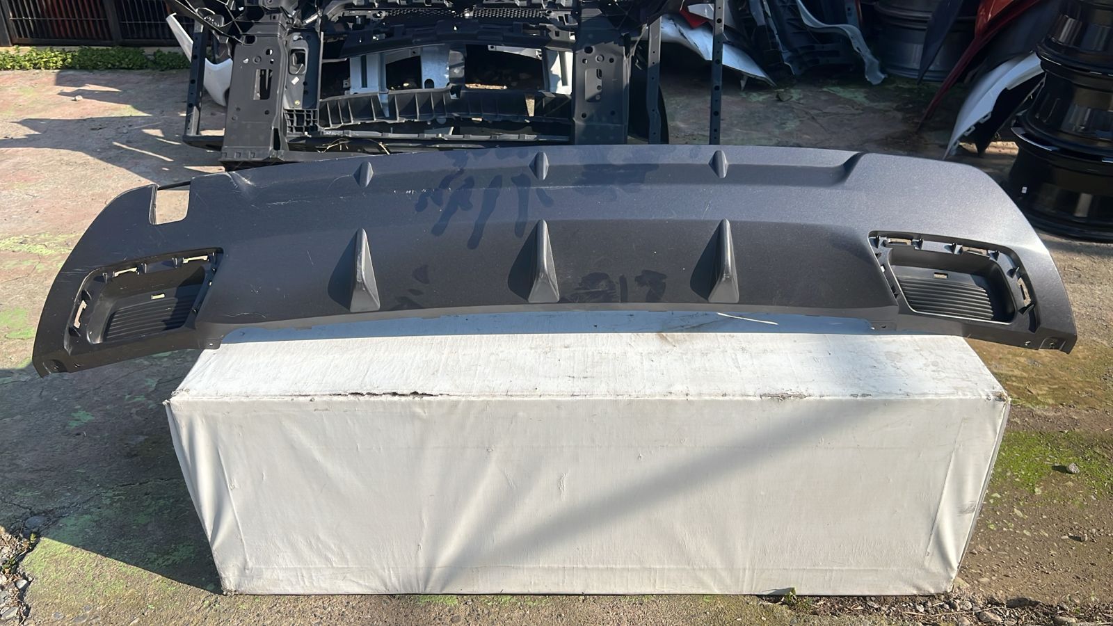 Moldura Spoiler Parachoque Trasero Chevrolet Captiva (19-23)