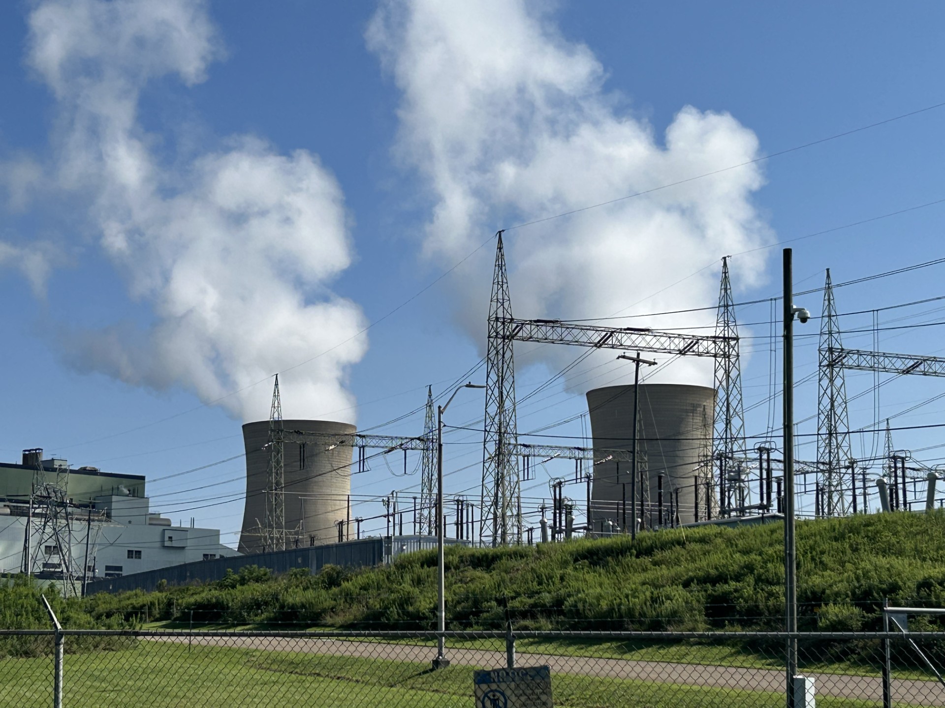 First Energy defends request for new gas fired plant at Fort Martin