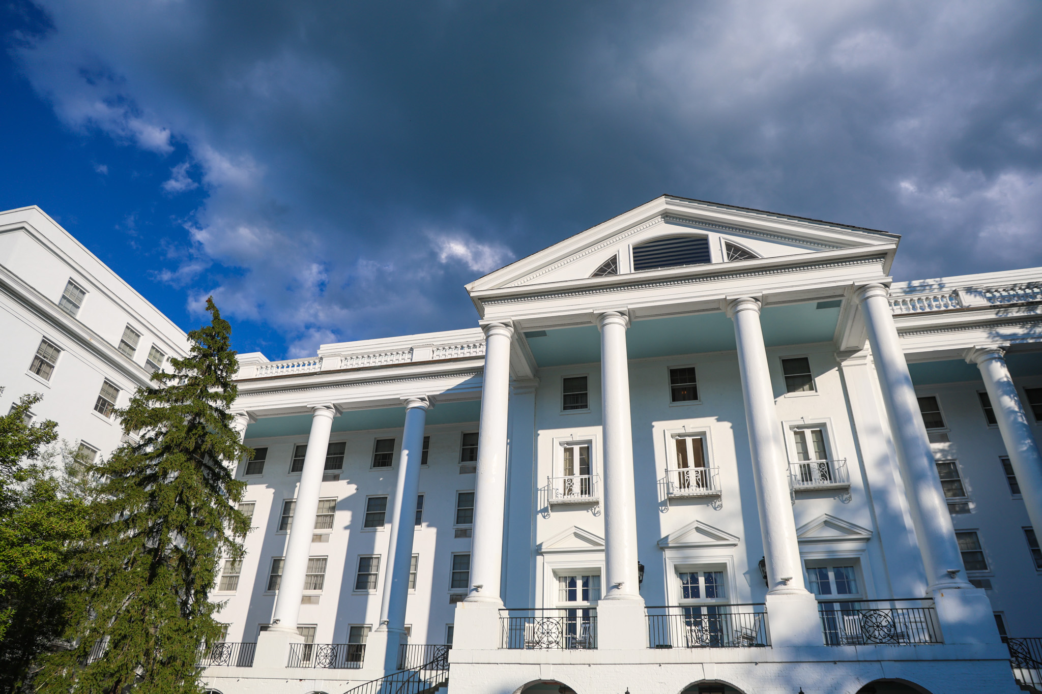 Judge agrees to push back hearing about control of The Greenbrier about ...