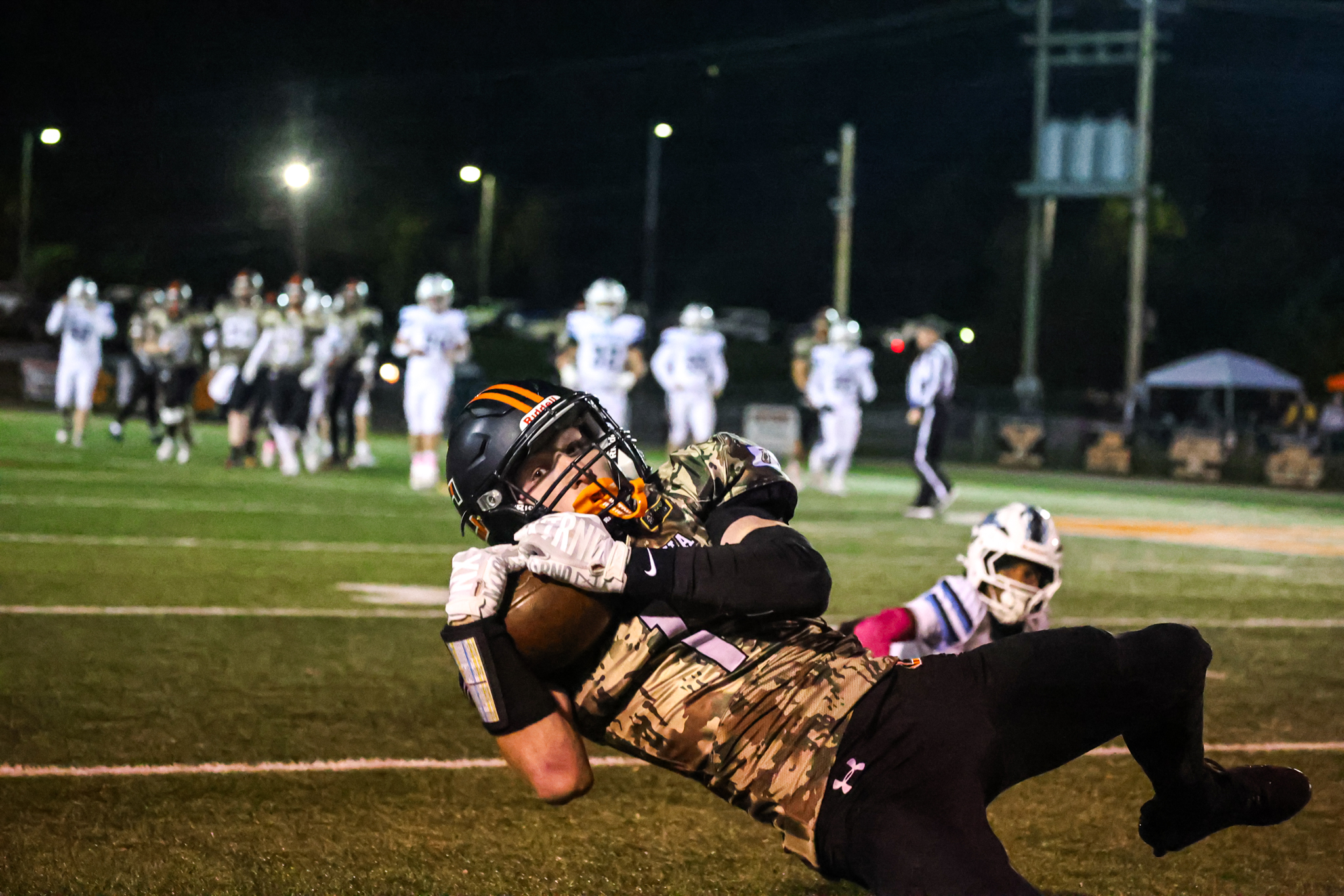 Chapmanville cruises in battle of undefeated teams, 46-0 over Mingo Central