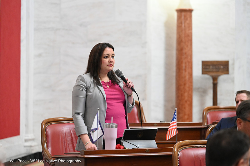 Senator urges faster consideration of emergency school finance legislation