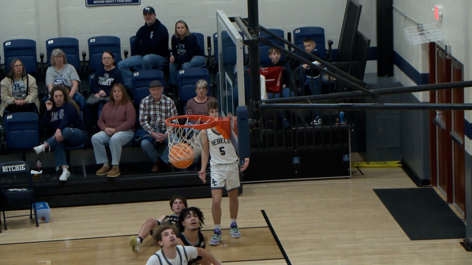 Braxton improves to 9-1 with 56-52 win over Ritchie