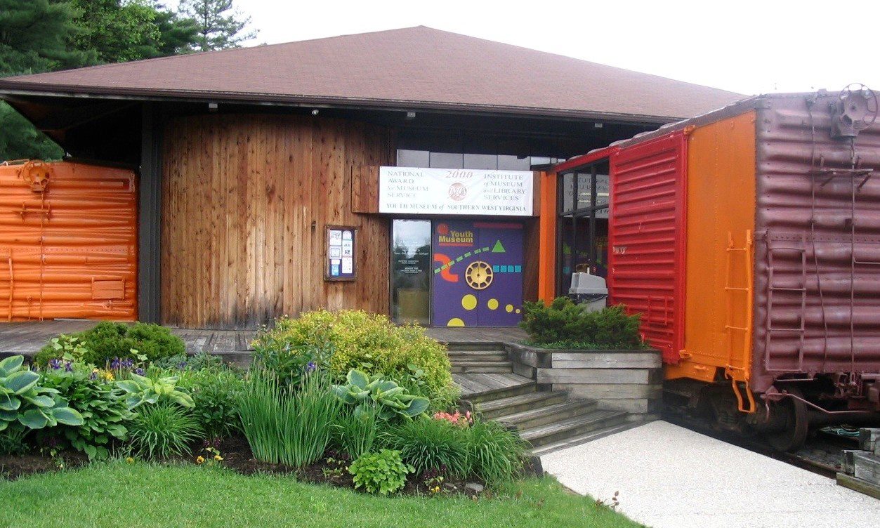 Moon to Mars exhibit brings hands-on space fun to Beckley