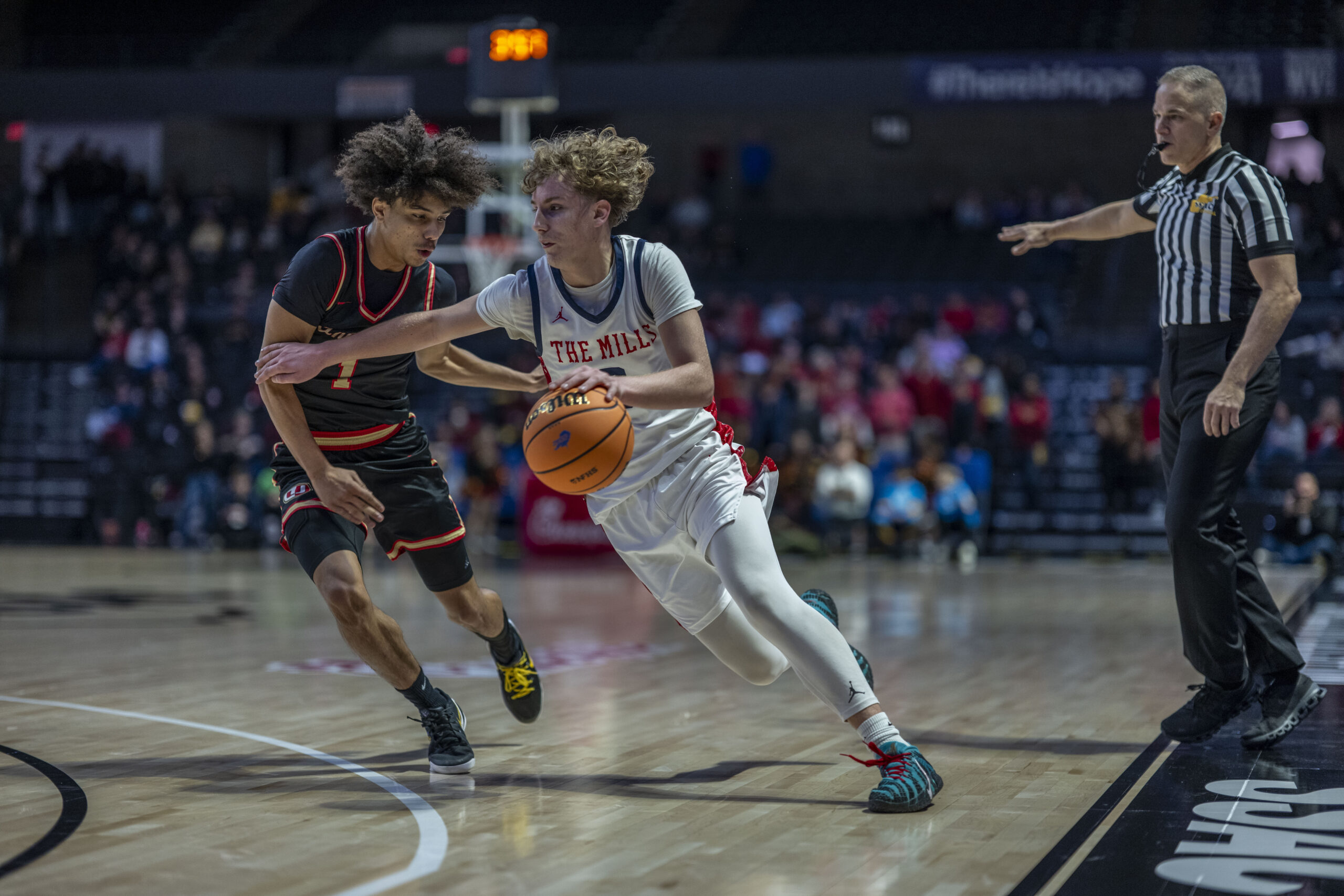 Spring Mills creates separation in first half of 64-55 victory against University