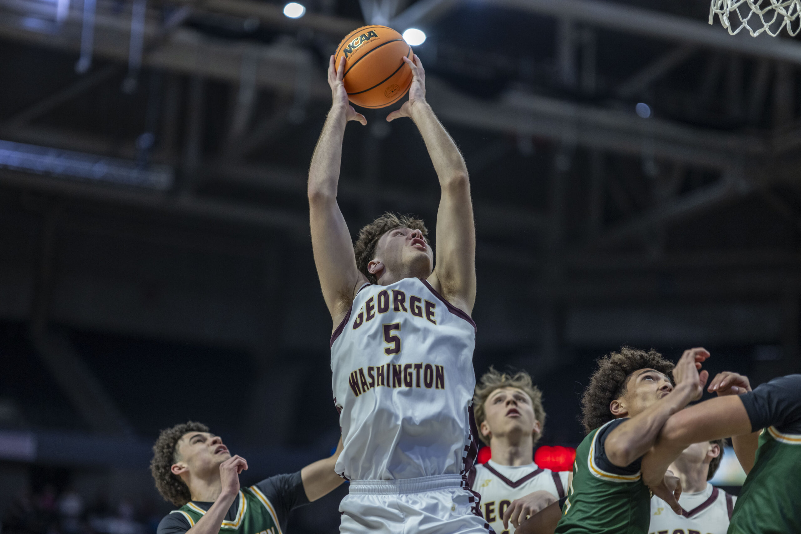 George Washington prevails past Huntington, 61-60