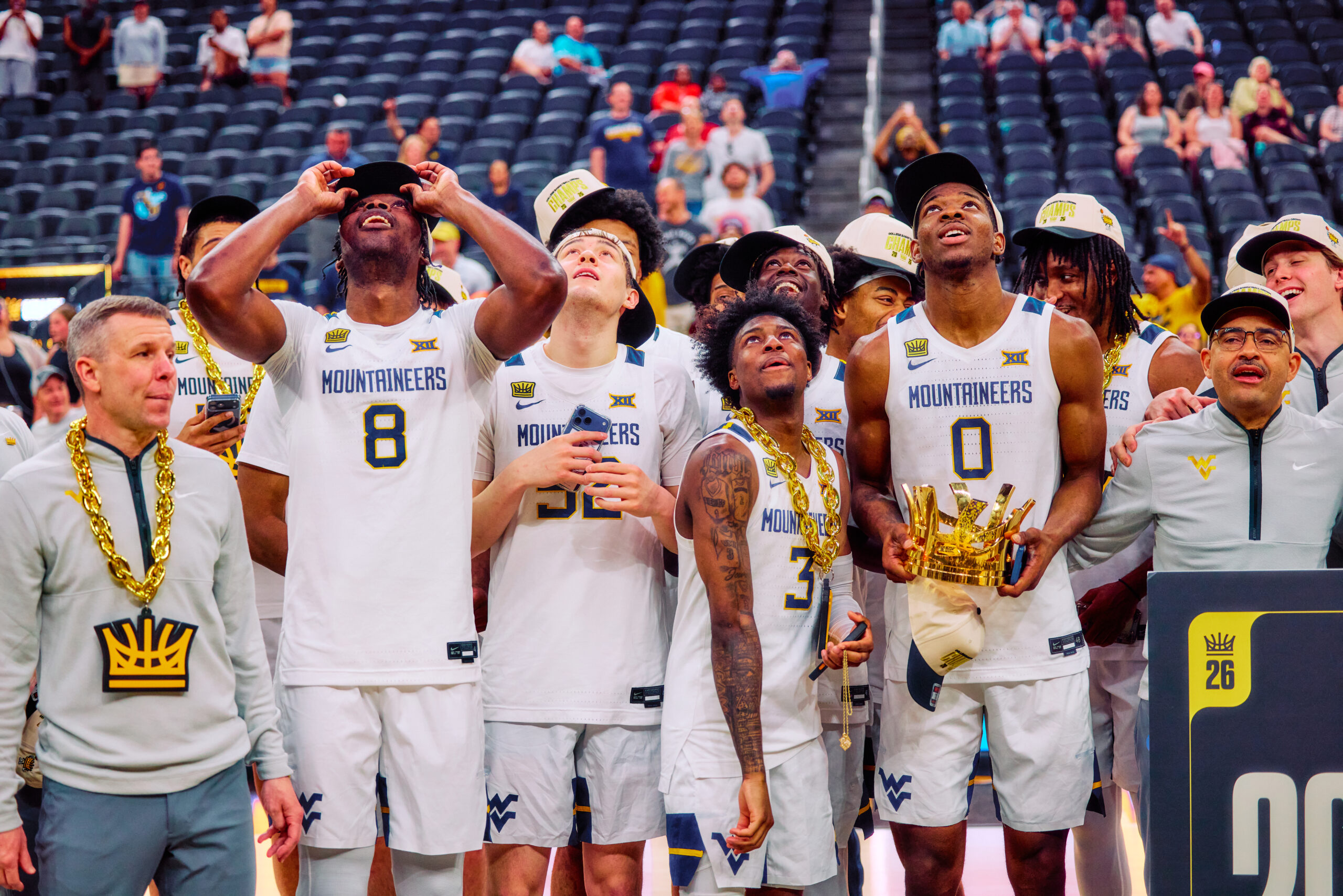 Mountaineers go out in style, top Oklahoma 89-82 in overtime for Crown Championship