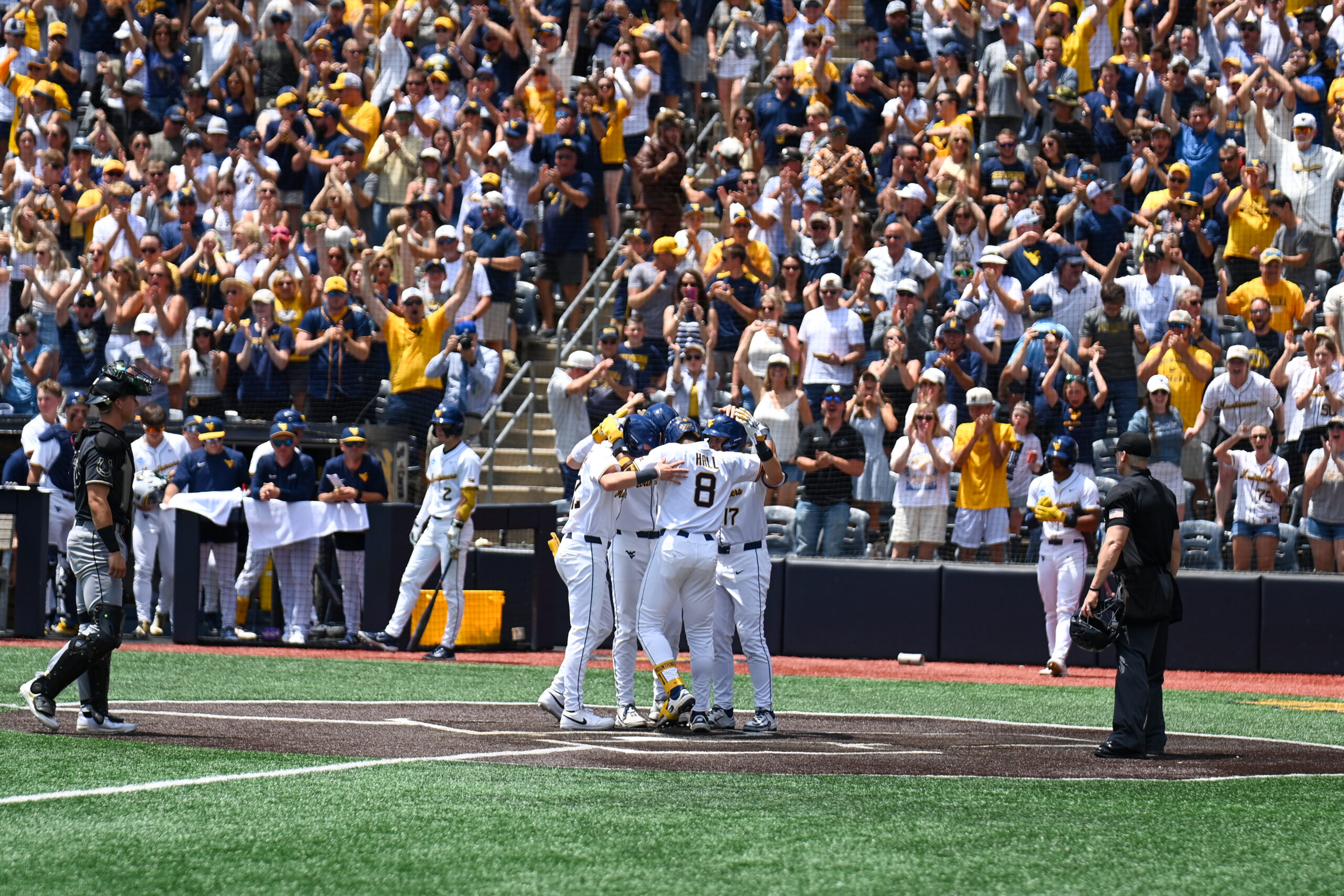 Super strong impression: Mountaineers roll to 12-2 win against Cal Poly in series opener