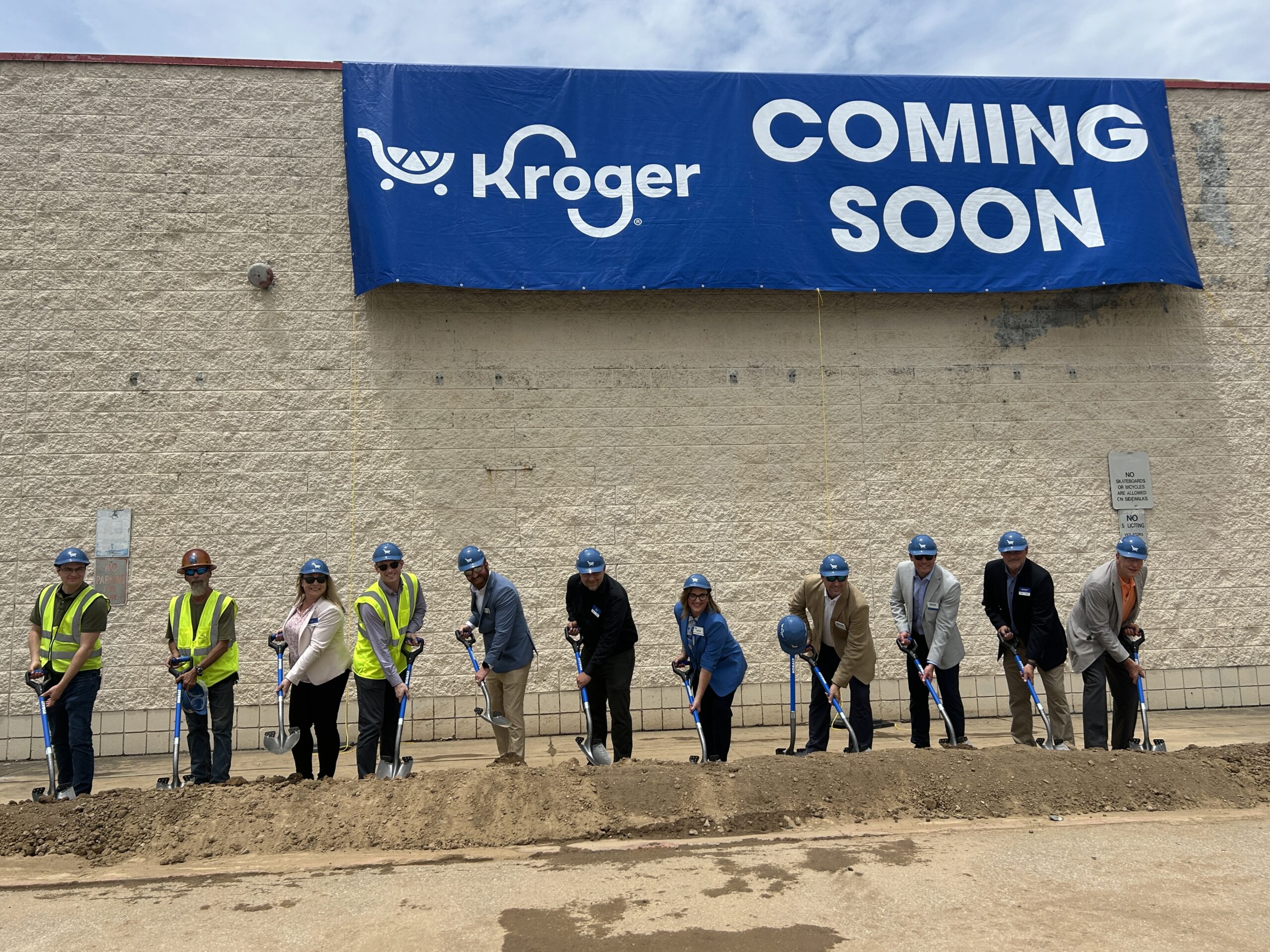 Groundbreaking held for new and expanded Kroger store in Elkview