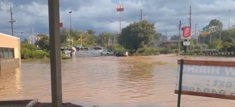 Fast-moving storm dumps two inches of rain in Martinsburg, floods streets