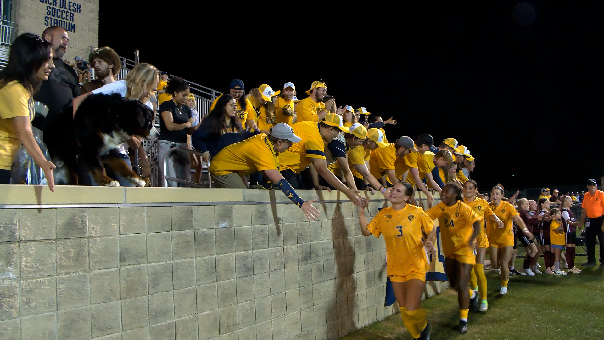 No. 7 Mountaineers improve to 5-0 by defeating Marshall, 1-0